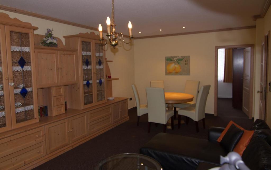 Aparthotel Jaegerhaus Willingen  Bilik gambar